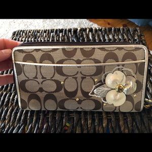 COACH wallet